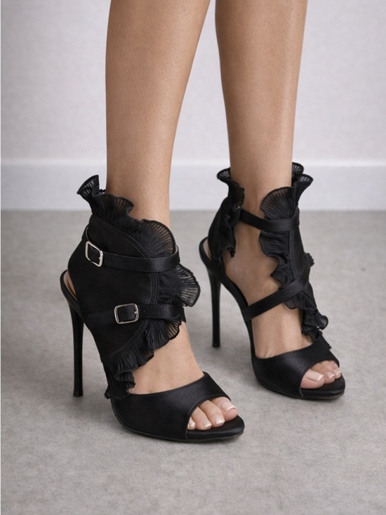 Shoes - Elegant Black Ruffle Heels